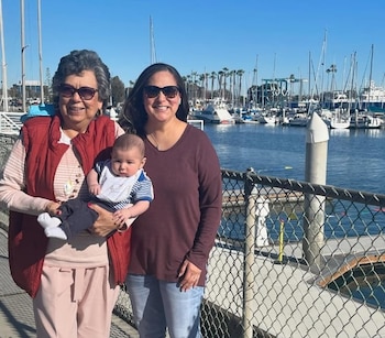 Hija de una inmigrante salvadoreña, Ortiz reconoce la valentía de su madre al llegar sola a Estados Unidos, un sacrificio que abrió la puerta a su carrera en la NASA. (Foto cortesía redes sociales)