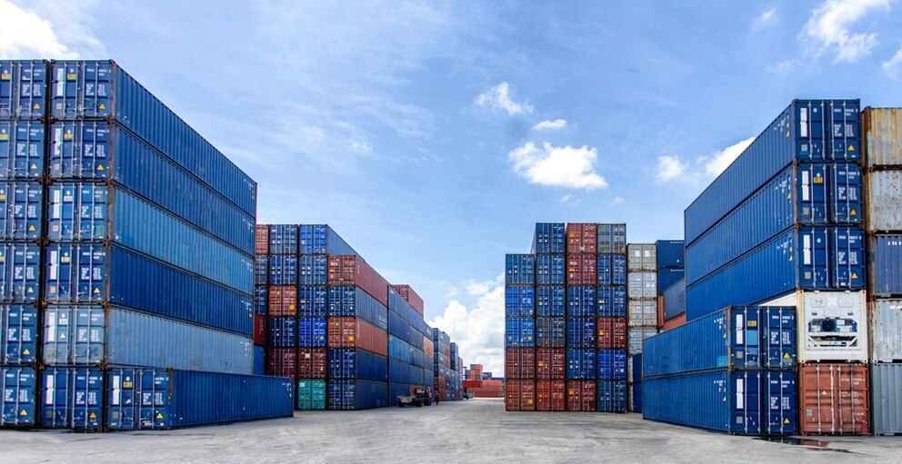 Alerta global: la OMC advierte desaceleración del comercio mundial y presión sobre la logística