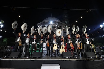 ‘El Mariachi Tequila’, los peruanos