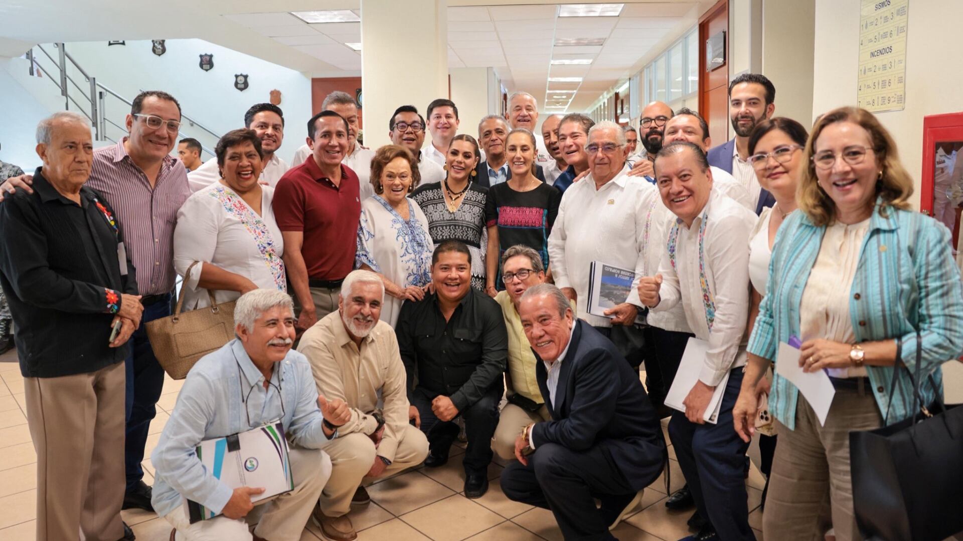 Claudia Sheinbaum se reúne con empresarios de Acapulco, impulsa “seguridad del puerto turístico”