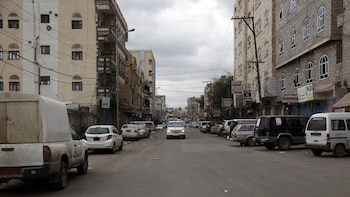 Al menos seis militares yemeníes