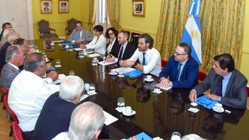 El jefe de Gabinete, Santiago