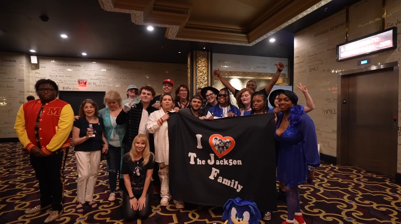 El tributo a Michael Jackson se realizó el 29 de agosto en Michael Jackson ONE, el espectáculo de Cirque du Soleil en el hotel Mandalay Bay (YouTube:@princejackson5601)