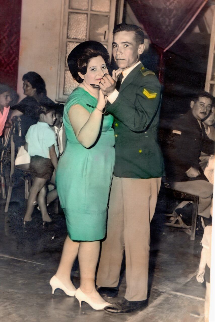 Víctor Sanabria con su esposa Dora Alba Medina