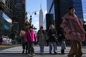 El abrupto cambio climático en la zona de Nueva York provoca una caída de más de 20 °C en menos de tres días (REUTERS/Adam Gray)