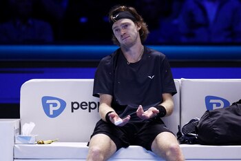 Rublev, decepcionado contra Alcaraz (REUTERS/Guglielmo