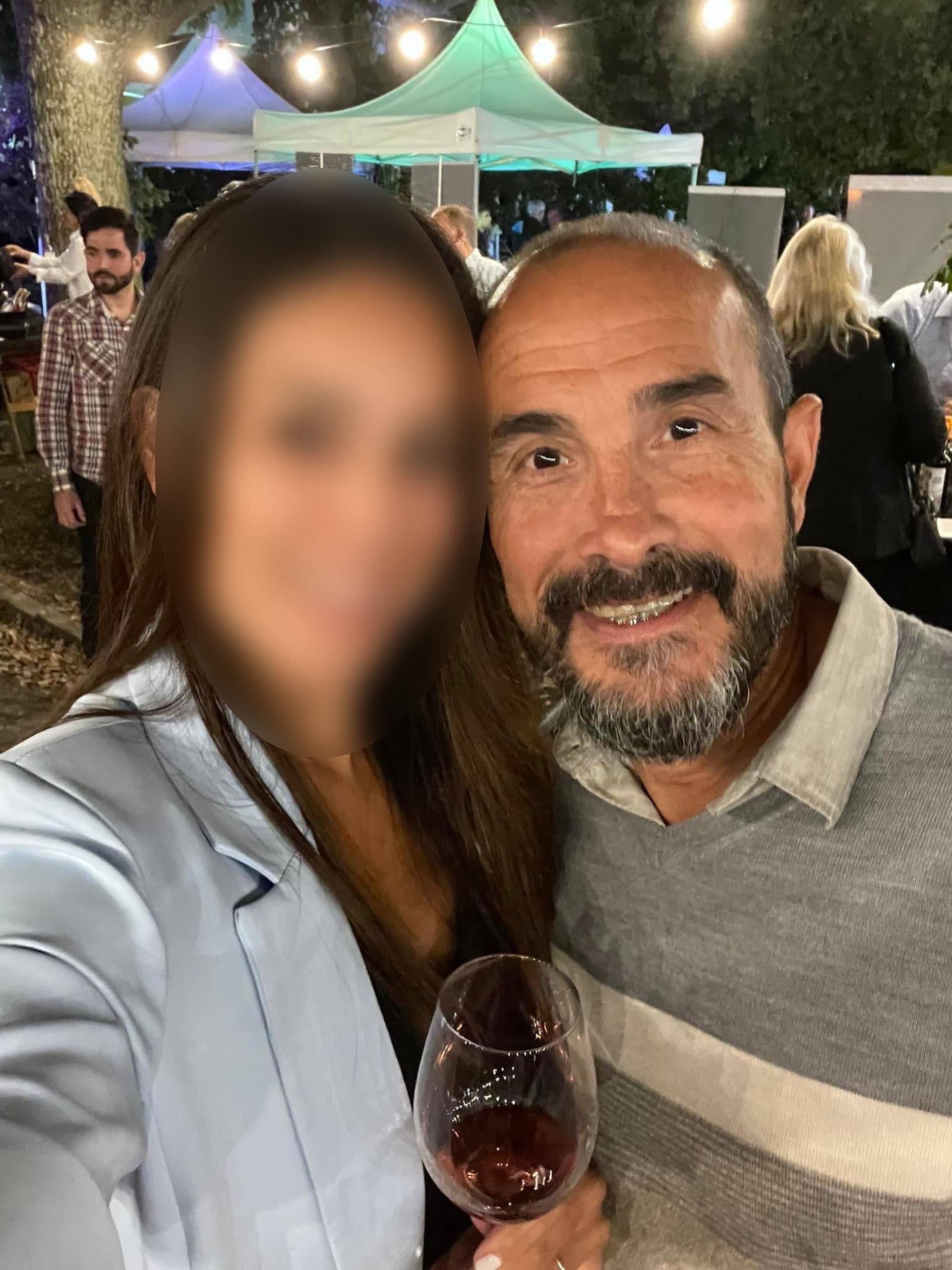 Una de las víctimas del choque, Diego Quiros, junto con su esposa