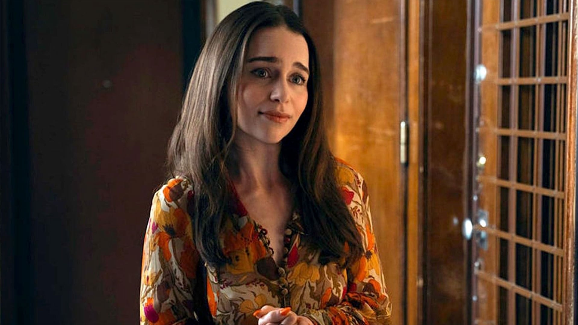 Ponies se estrenó en Sky y Now en Reino Unido e Irlanda y marca el debut de Emilia Clarke como productora