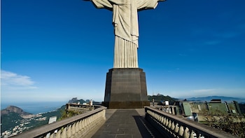 La tasa de paro de Brasil cayó dos décimas en el tercer trimestre, hasta el 5,2%, en mínimos de 2012