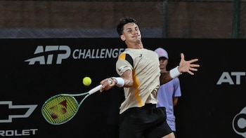 Camilo Ugo Carabelli y Juan