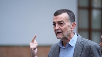 Maíllo (IU) acusa a Feijóo