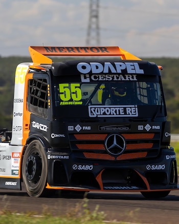 El camión número 55 de