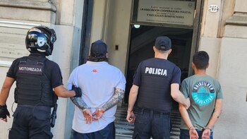 Los detenidos de la barra