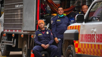 El seísmo del lunes en Colombia deja ya 295 muertos y 320 desaparecidos