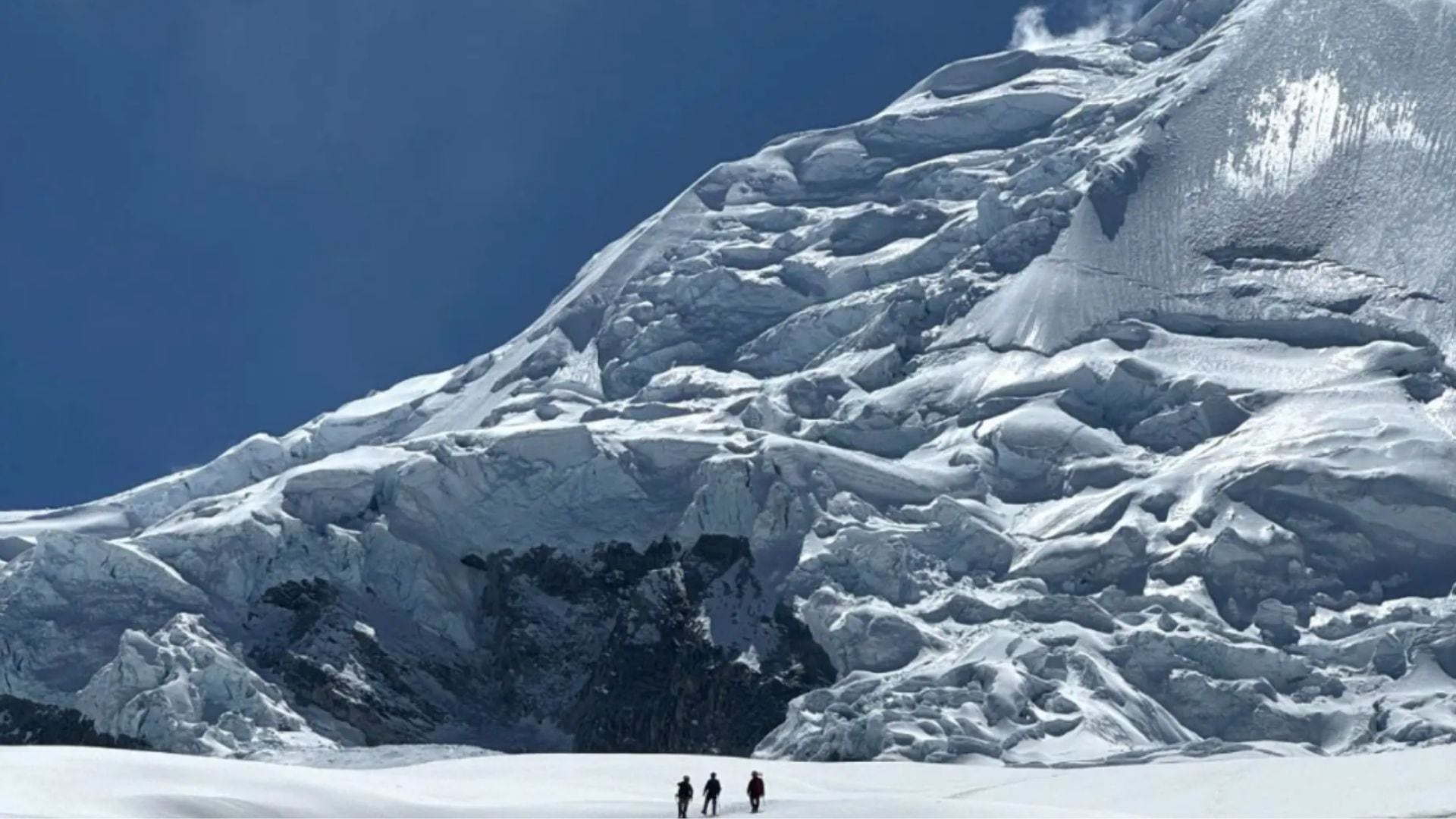 Nuevo estudio del Inaigem confirma pérdida del 59 % de glaciares en el Perú.