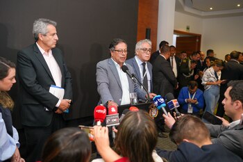 Gustavo Petro señaló a RCN