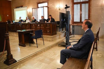 28/10/2026 El presidente del Parlament, Gabriel Le Senne, en la Audiencia Provincial.
POLITICA
JAVIER FERNÁNDEZ - EUROPA PRESS