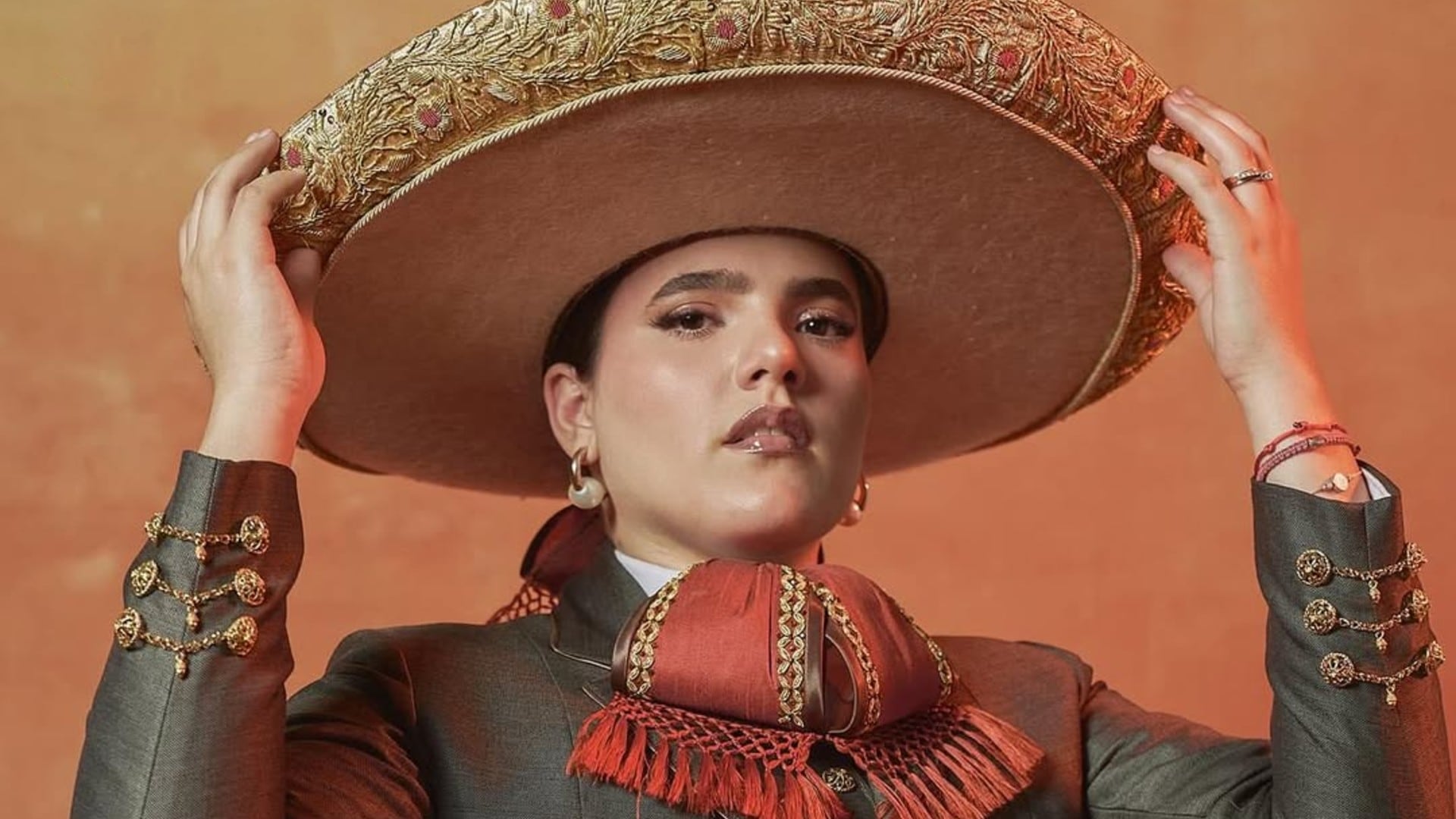 Camila Fernández fue reconocida como Artista Revelación Femenina del Año, impulsando la nueva generación de cantantes mexicanas. (Instagram)