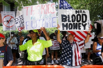 Protesta contra las leyes de