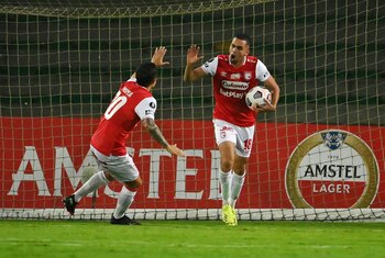 Soccer Football - Copa Libertadores