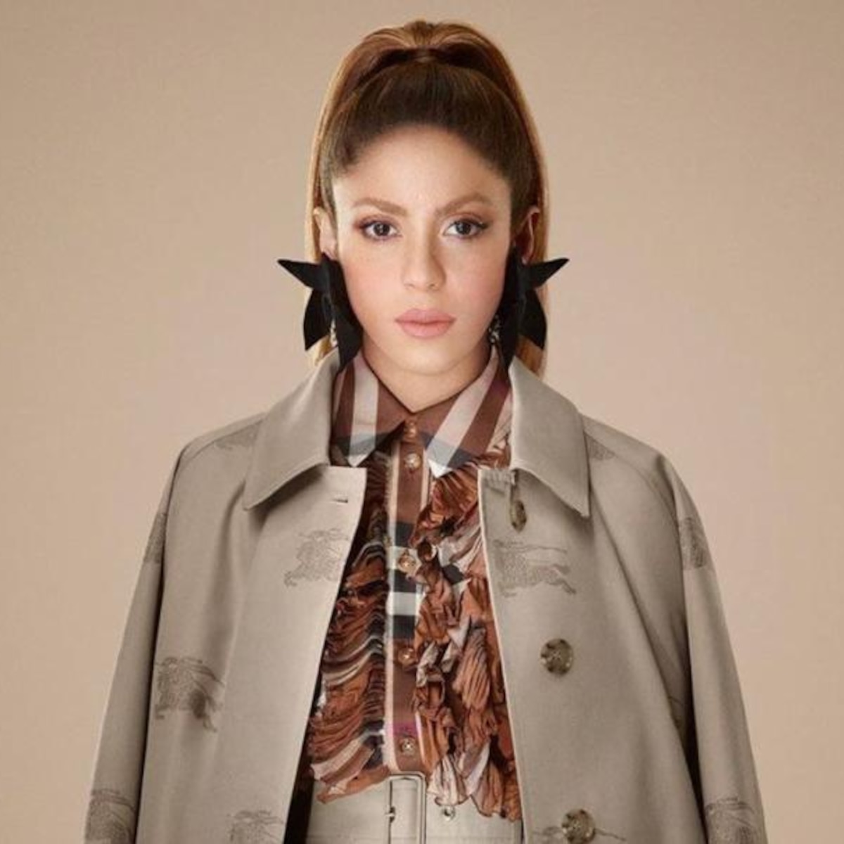 Shakira se convierte en la imagen de Burberry y ya tendría un nuevo “vestido de la venganza” - Infobae