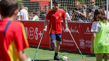 La RFEF y la FEDDF dan visibilidad al fútbol para amputados en El Arcángel