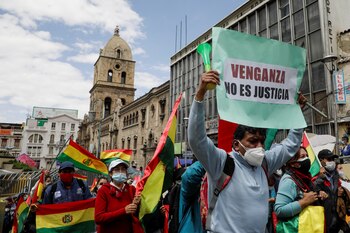 Miles de bolivianos se movilizaron