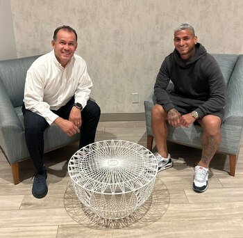 El lateral izquierdo se reunió