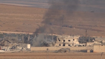 Una serie de explosiones sacudieron un depósito de armas del ejército en el norte de Siria