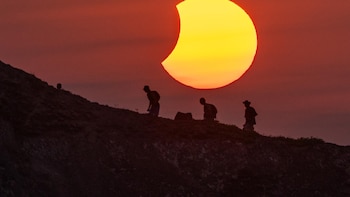 Cuatro rescatados en las inmediaciones de la Bola del Mundo y Siete Picos, donde pretendían seguir el eclipse