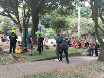 Los uniformados recorrieron diferentes zonas del país para evitar riñas y concientizar a los ciudadanos - crédito Policía Nacional
