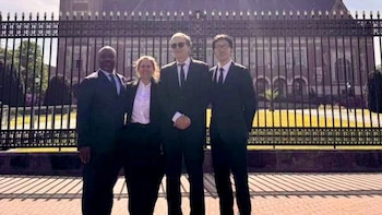 La delegación sindical que fue a la Corte Internacional de Justicia de La Haya