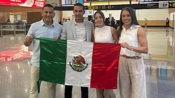 César Arturo Ramos, Katia Itzel García y el equipo de árbitros mexicanos inician concentración para el Mundial 2026