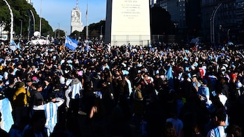 Una multitud festejó la victoria de Argentina en el Obelisco: fotos y videos