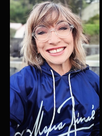 Naomi Grossman, la actriz de Hollywood que es fan de La Mona Jiménez y la Selección Argentina