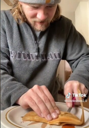 (captura de pantalla: sizzlesikes2.0/Tik Tok)