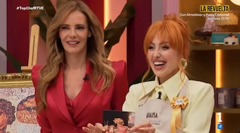 Paula Vázquez junto a Ivana