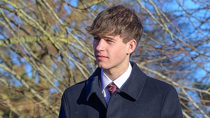 James Mountbatten-Windsor, el joven conde que podría aliviar la carga de la realeza británica