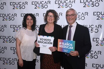 Los representantes de Educar 2050