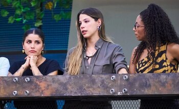 A pesar de haber atravezado altercados con sus compañeras, la periodista sigue aprendiendo en el concurso de cocina - crédito MasterChef Celebrity/YouTube