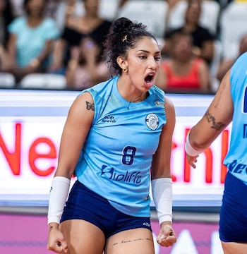 Manuela Sierra se va de Atlético Atenea tras disputar la temporada 2025/2026.