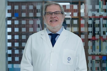 Dr. Jorge Correale, médico especialista