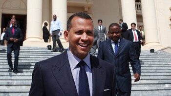 Alex Rodríguez alcanza acuerdo para