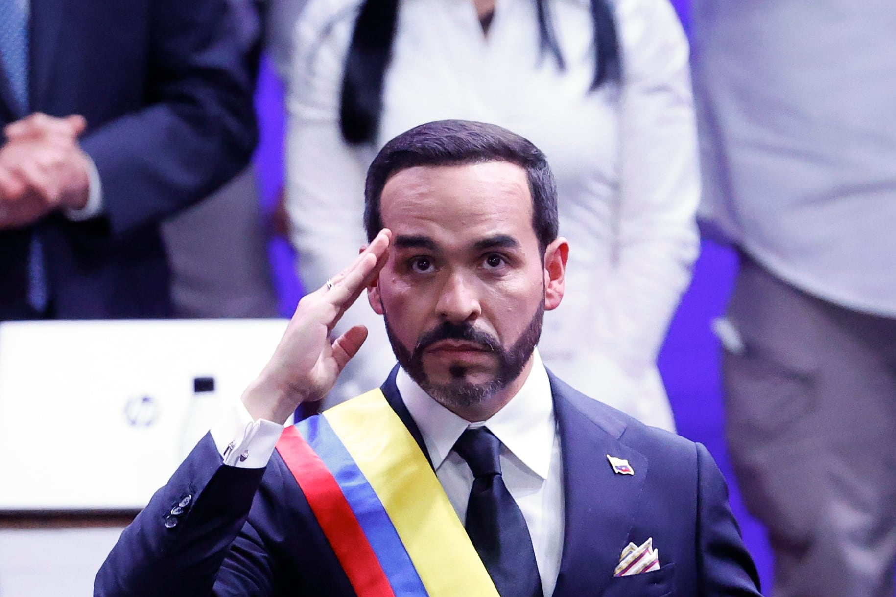 Así titularon los medios internacionales la posesión de Abelardo de la Espriella como nuevo presidente de Colombia