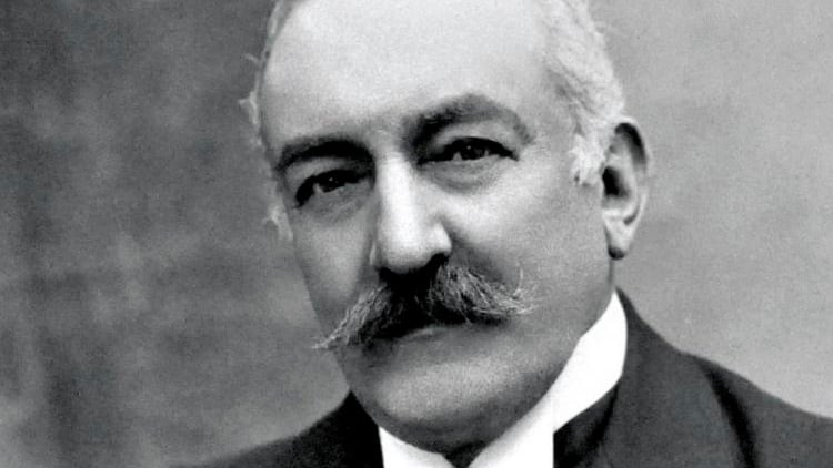 Roque Sáenz Peña era un miembro de la elite gobernante, que desde joven prometía una brillante carrera política