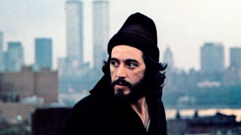 Al Pacino interpretando a Frank