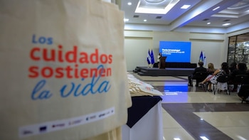 La cancillería informa que 87 cuidadores de adultos mayores completaron una capacitación de 160 horas (Foto cortesía Ministerio de Relaciones Exteriores)