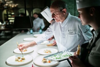 Paco Pérez en su restaurante