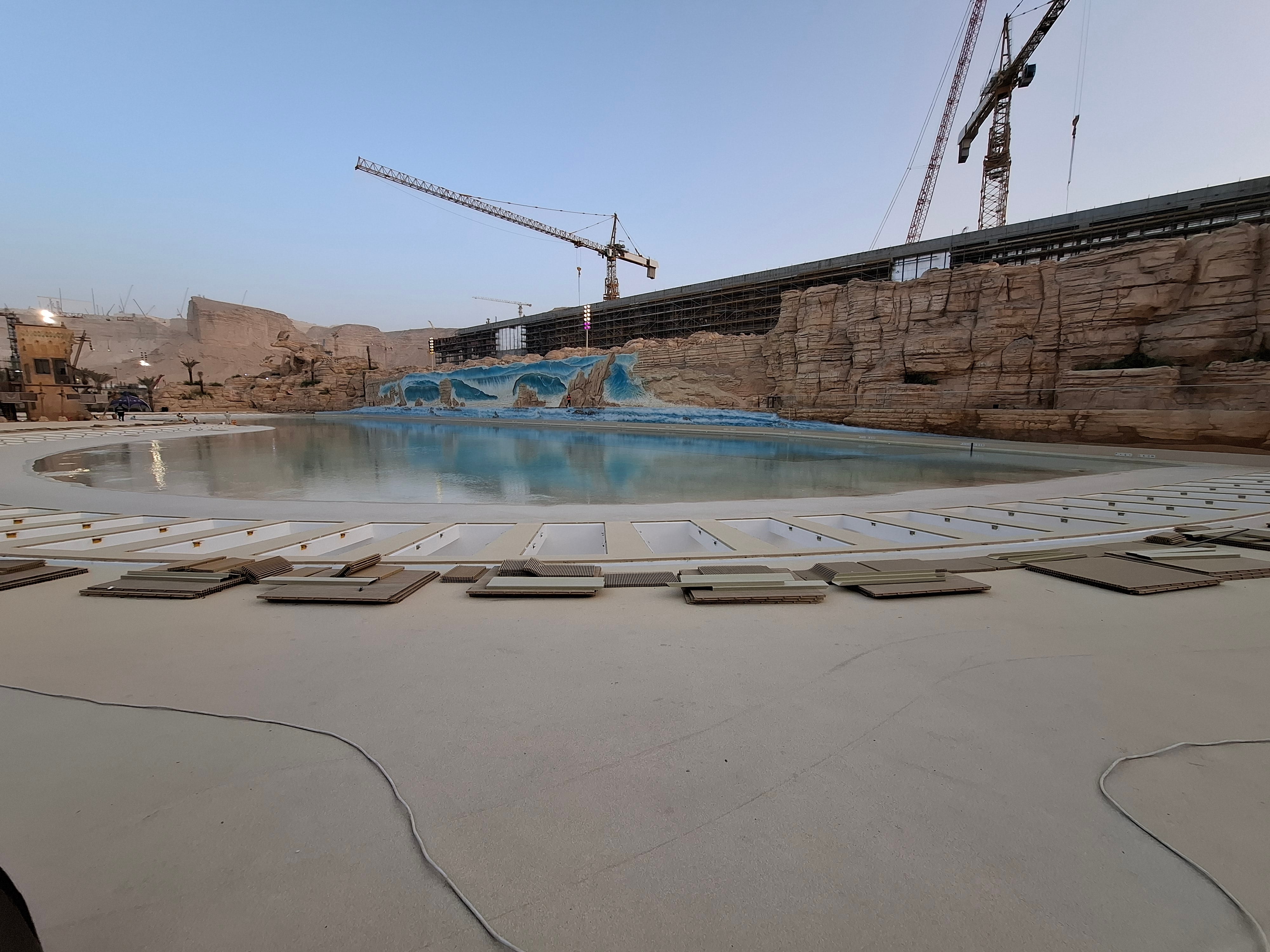 Una de las dos playas artificiales