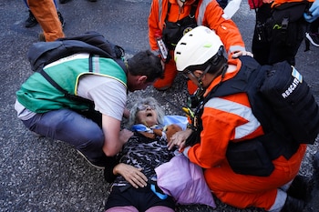 Una señora tuvo que ser